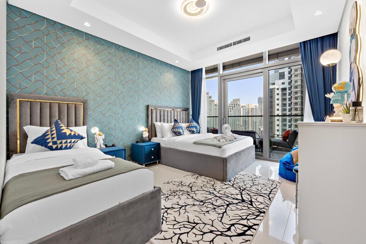 Apartment Full Burj Khalifa View Lux 2bedroom With Rooftop Pool Location In Paramount Midtown Dubai