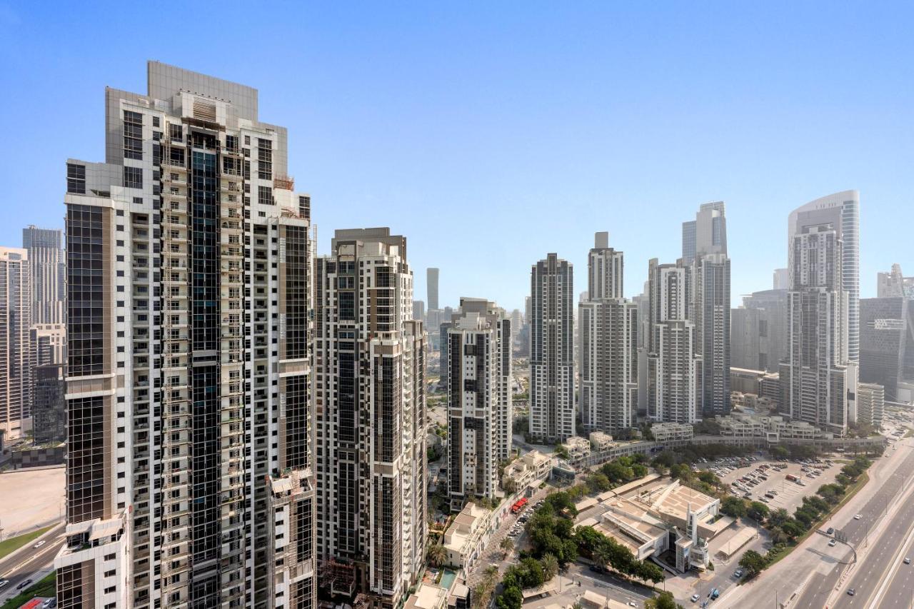 Apartment Full Burj Khalifa View Lux 2bedroom With Rooftop Pool Location In Paramount Midtown