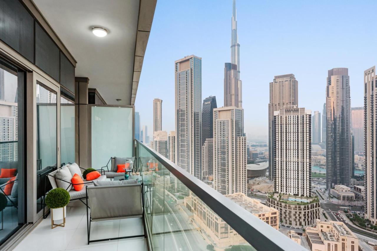 Full Burj Khalifa View Lux 2bedroom With Rooftop Pool Location In Paramount Midtown Apartment