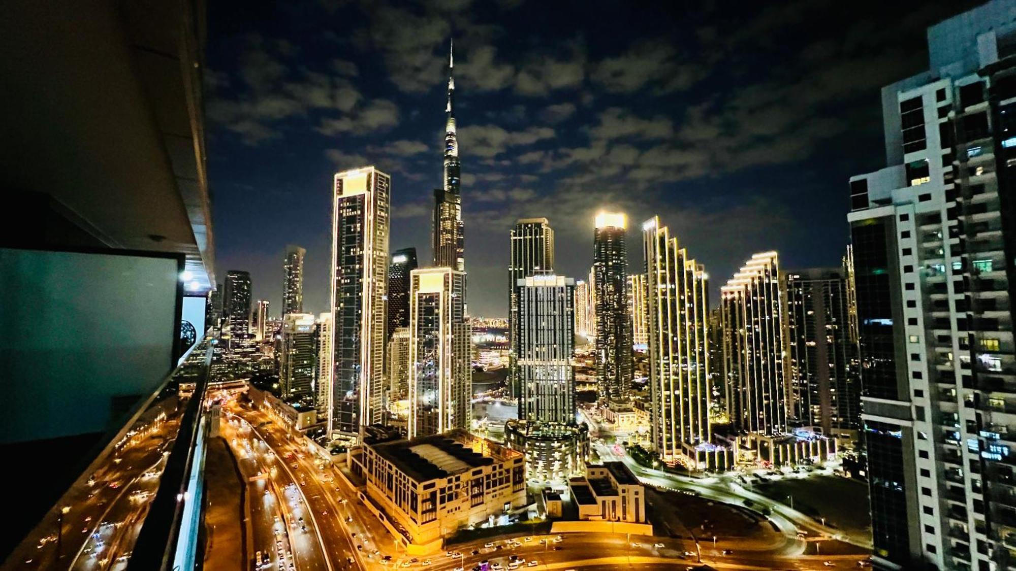 Full Burj Khalifa View Lux 2bedroom With Rooftop Pool Location In Paramount Midtown * Dubai