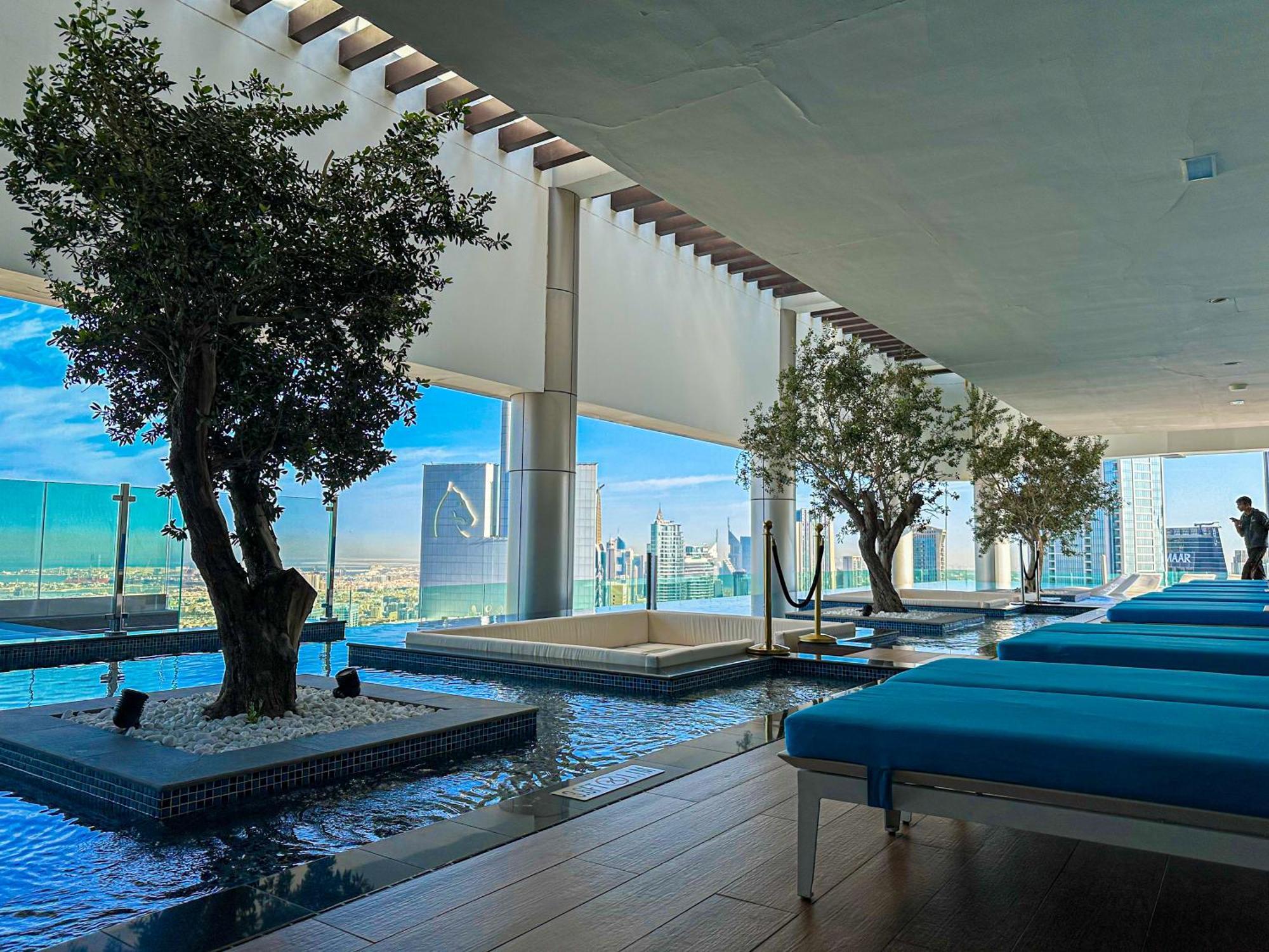 Apartment Full Burj Khalifa View Lux 2bedroom With Rooftop Pool Location In Paramount Midtown