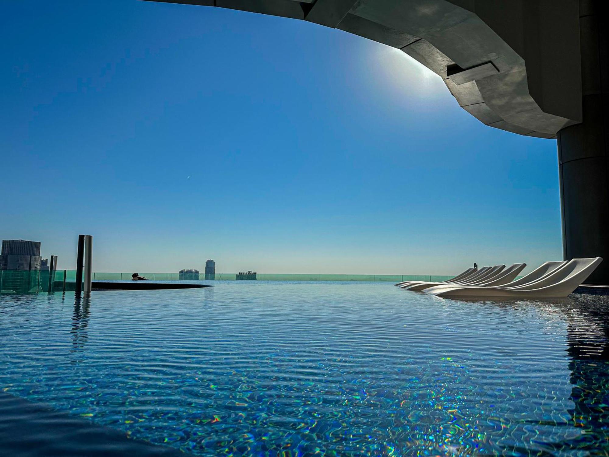Full Burj Khalifa View Lux 2bedroom With Rooftop Pool Location In Paramount Midtown *
